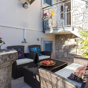 Appartamento Marocco, Pinezići